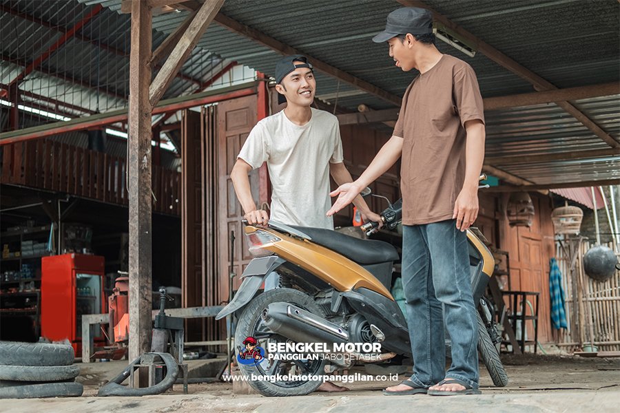 Penanganan ban motor bocor
