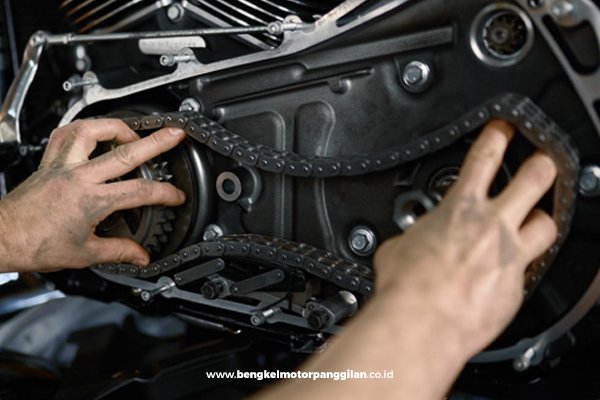 Pemeriksaan transmisi dan kopling motor